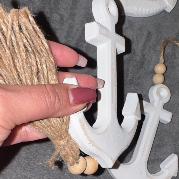 White Anchor Wall Decor Set NWT - Picture 3 of 8